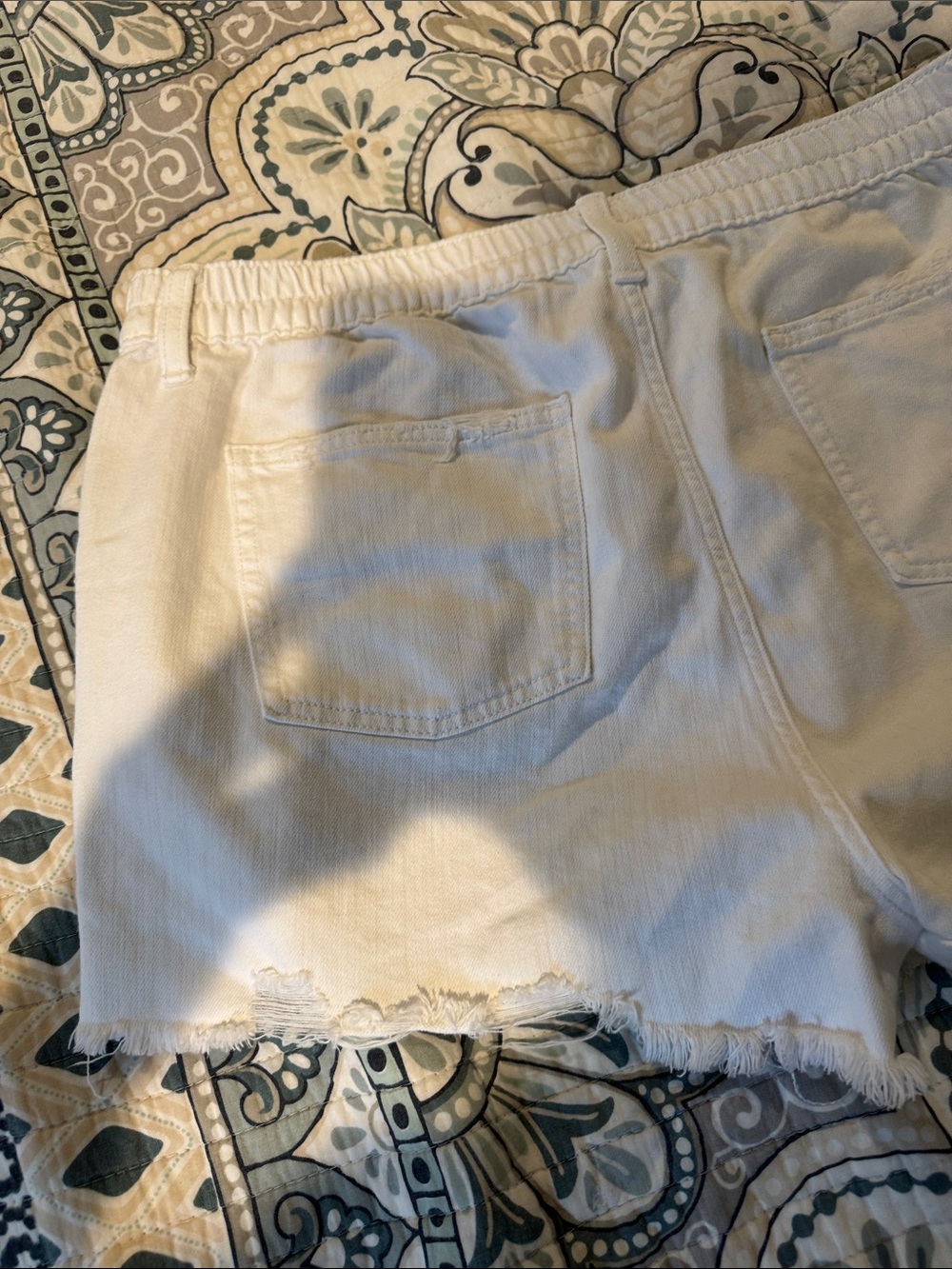 Aerie Distressed White Women's Denim Shorts - Picture 7 of 7